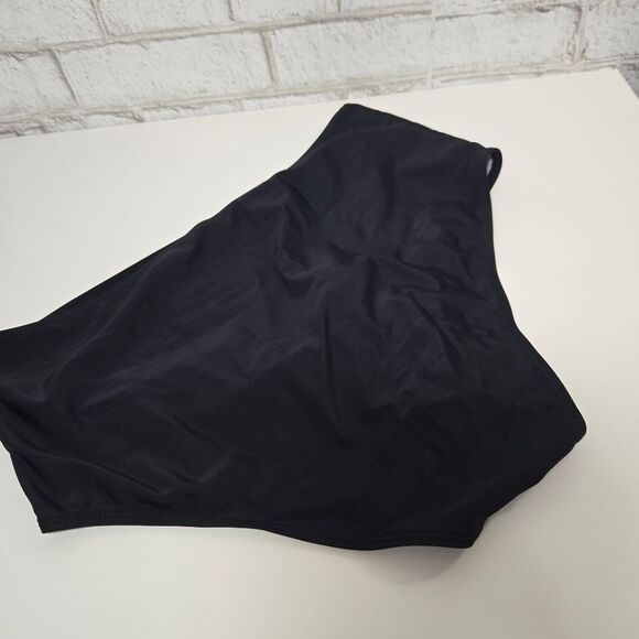 SHEIN black swim bottoms - Picture 7 of 11